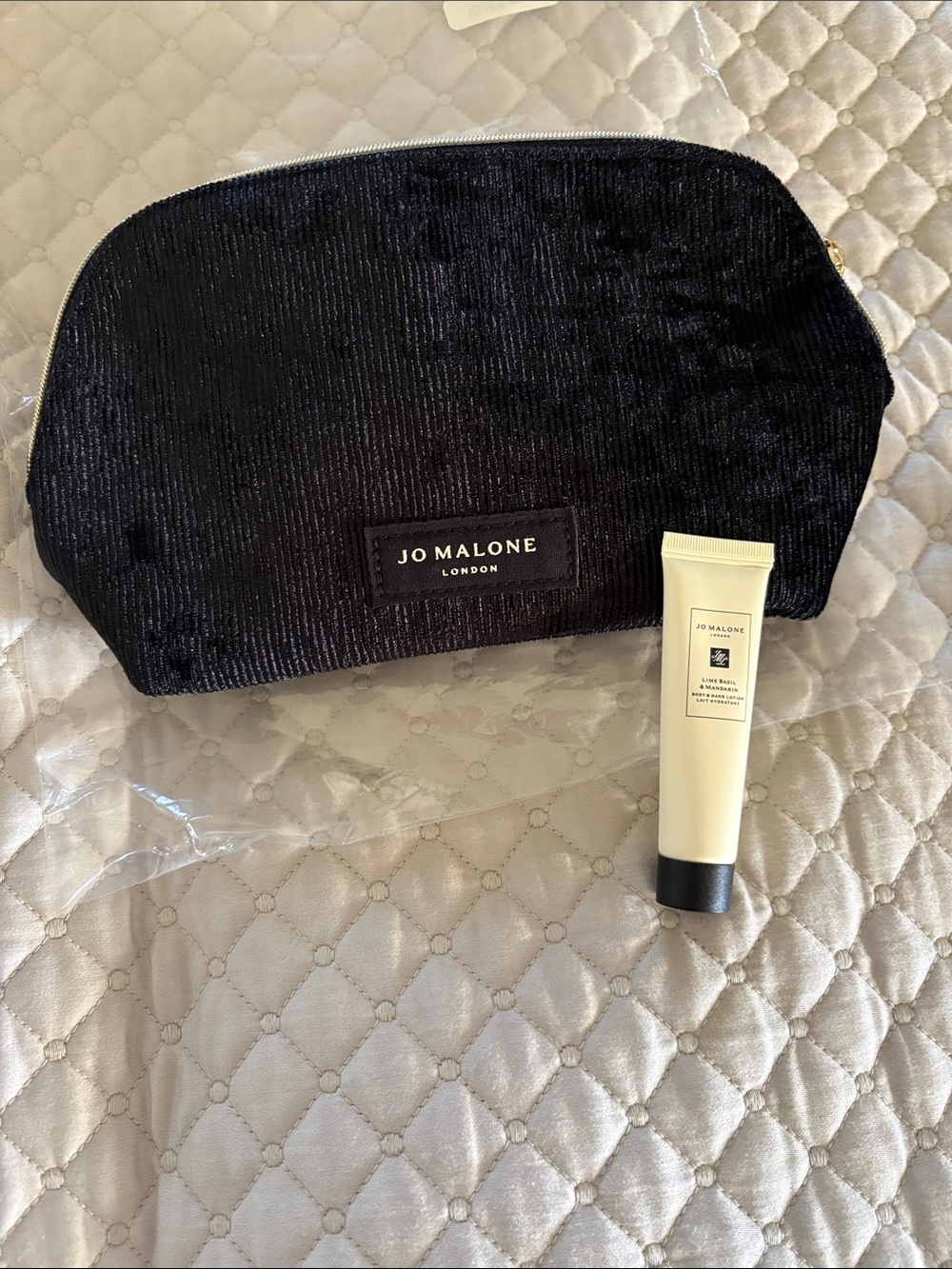 Jo Malone 2 Black Travel Pouches with Cream